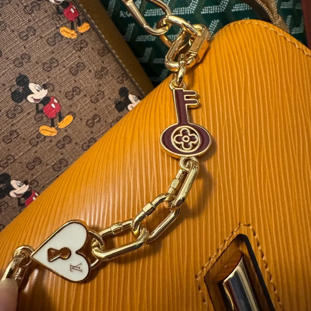 Epi twist bag - Picture 12 of 13